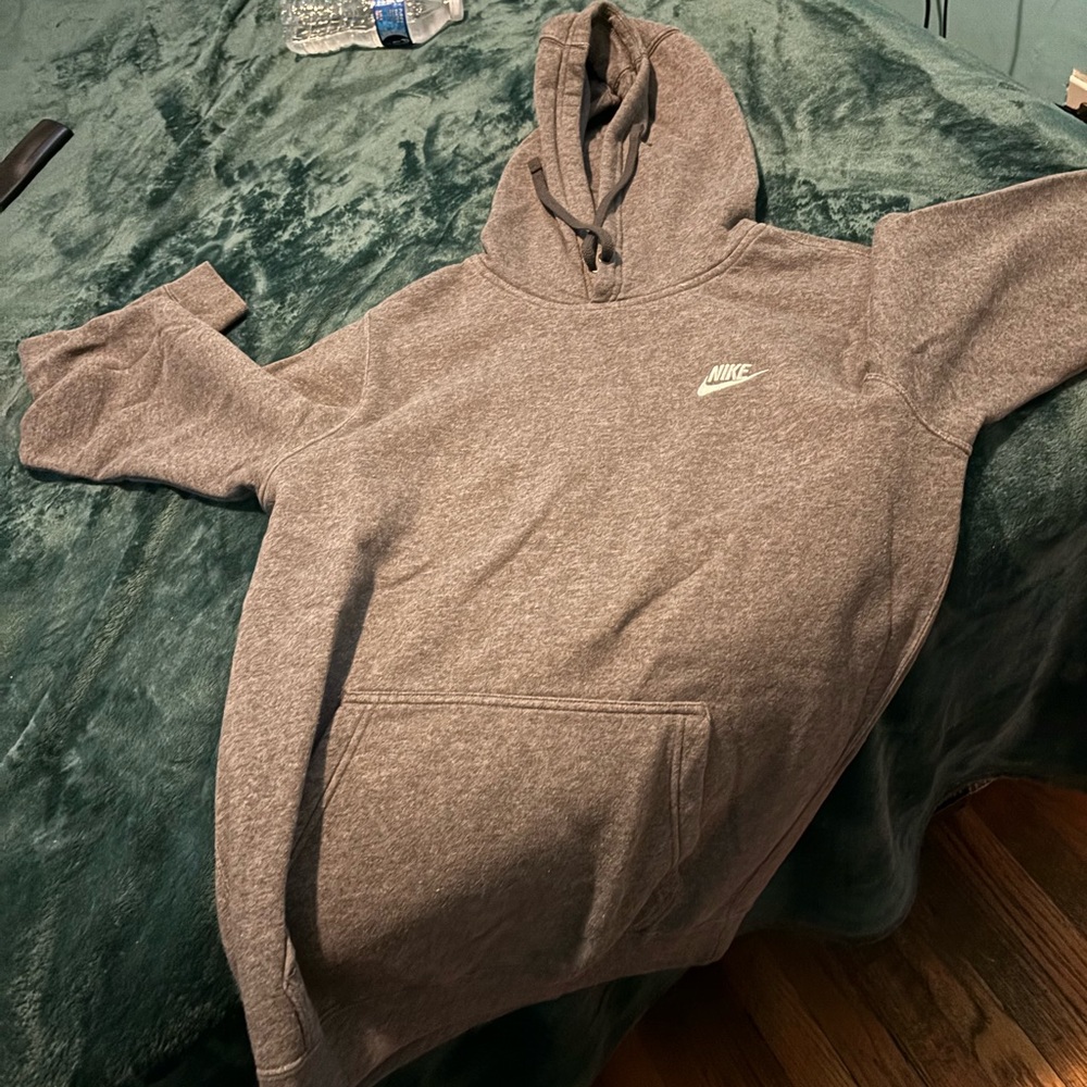 Nike:size small